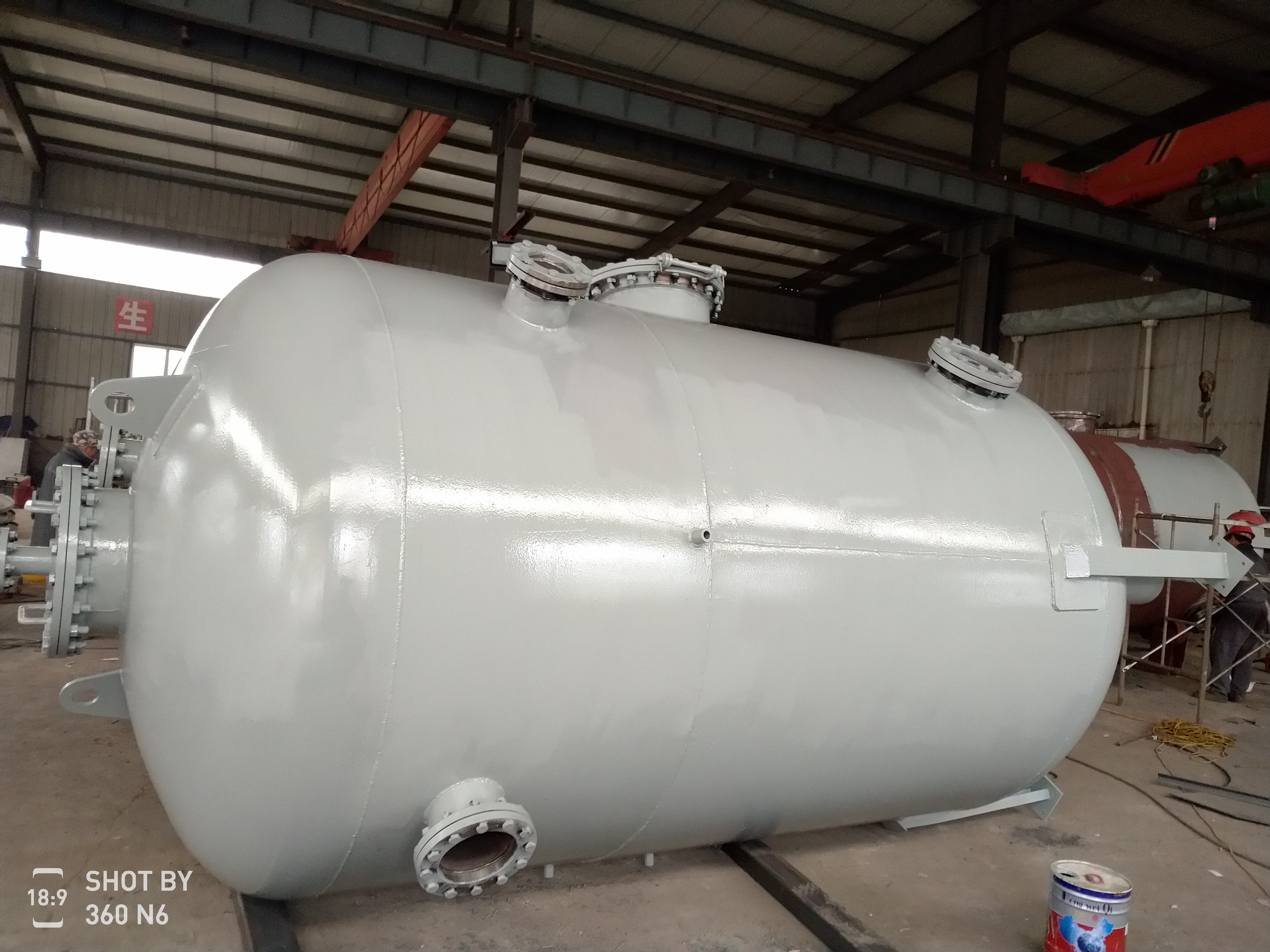琼山热力除氧器和给水加热器的对比